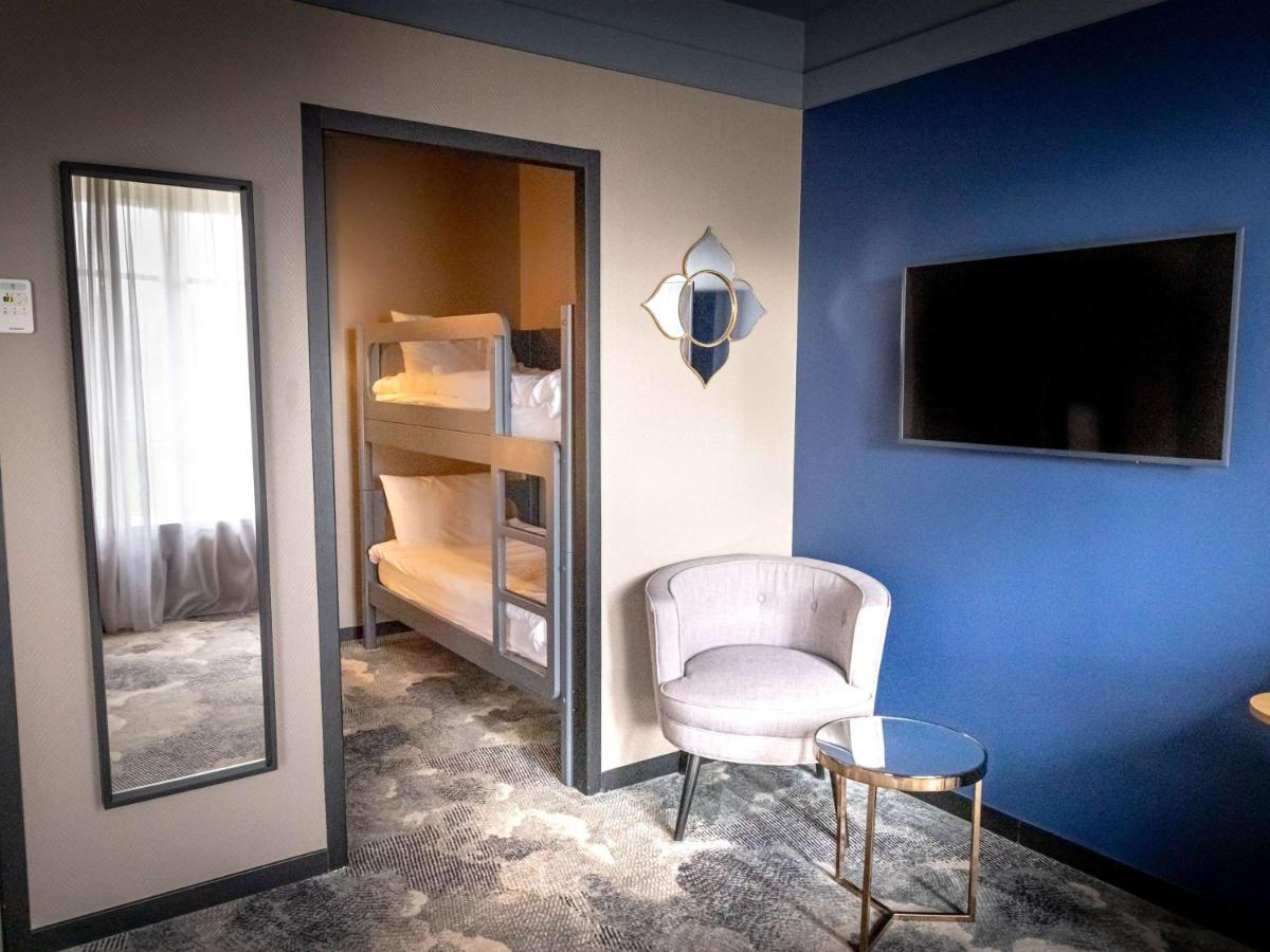 Hotel Mercure Rochefort La Corderie Royale Bagian luar foto